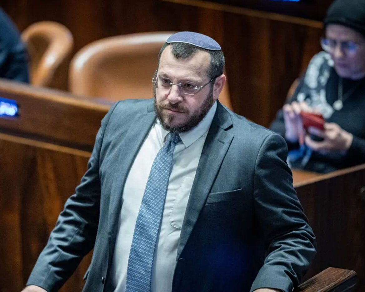 Israeli-Minister-Suggest-Atom-Bomb-for-gaza-people