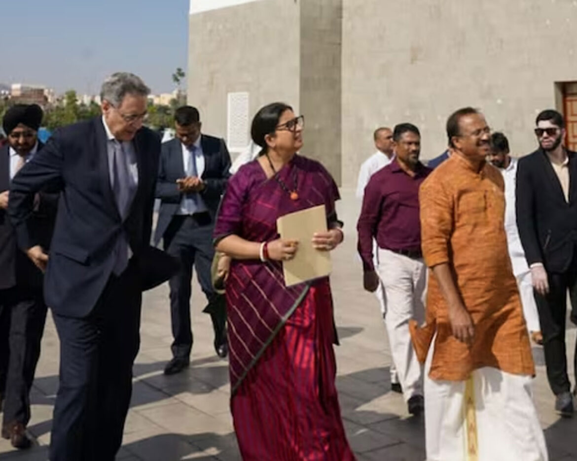 Indian-Visit-Madinah