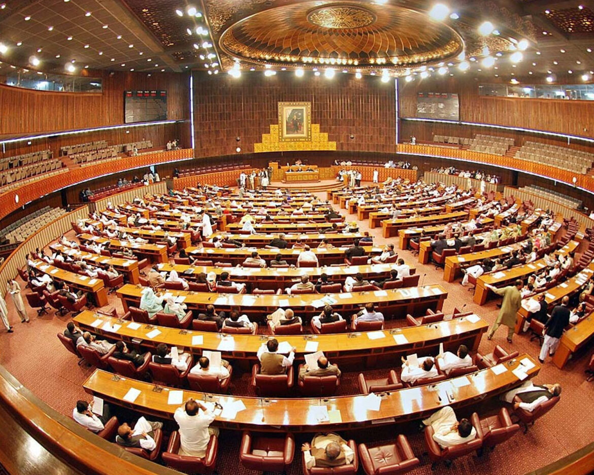 Senate-Pakistan-Delay-Election-resolution