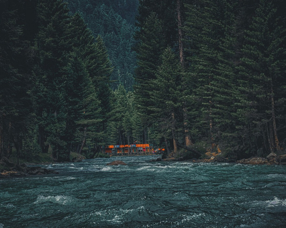 Kumrat-Valley-Flood