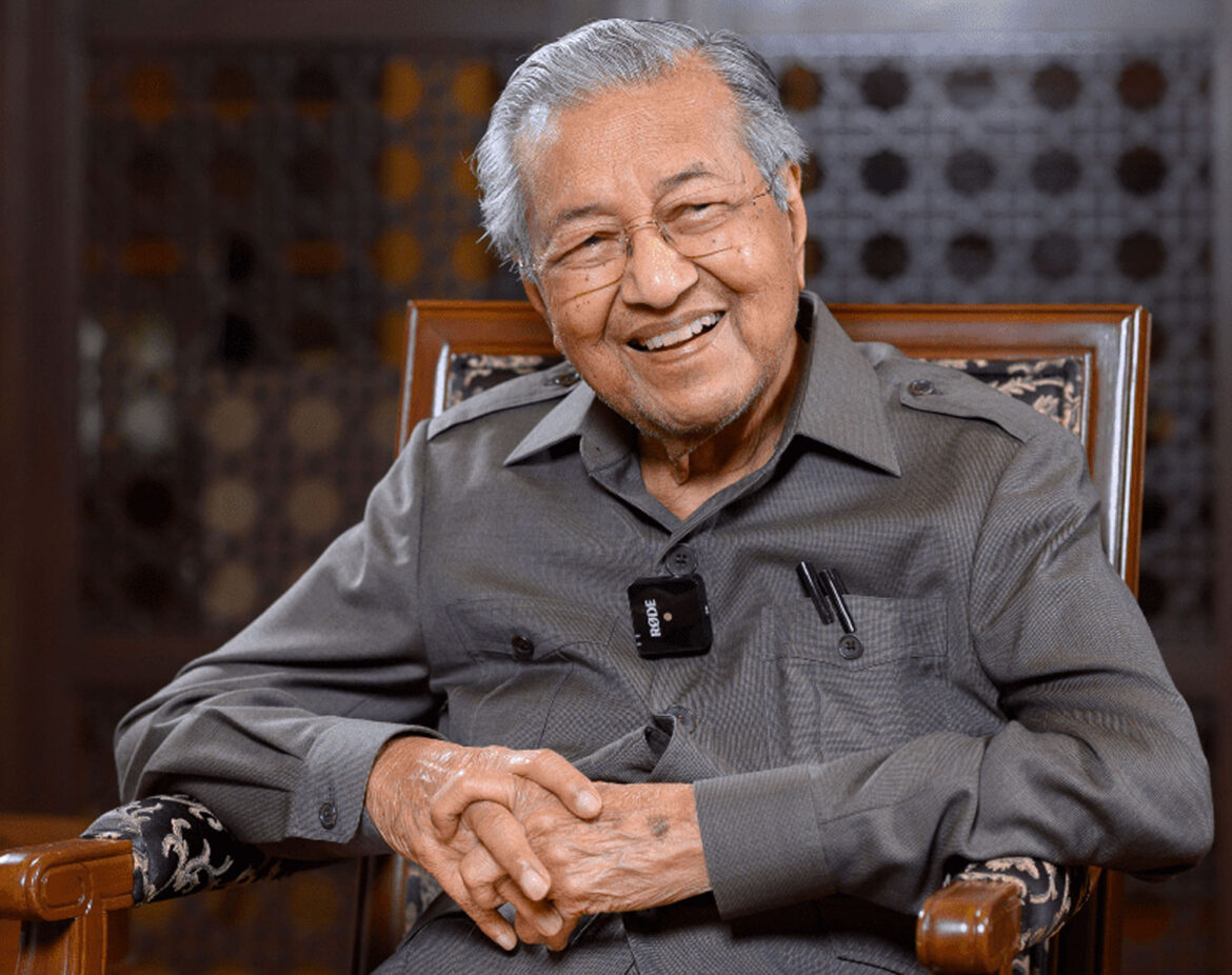 Mahatir-Mohammad-Hospitalized
