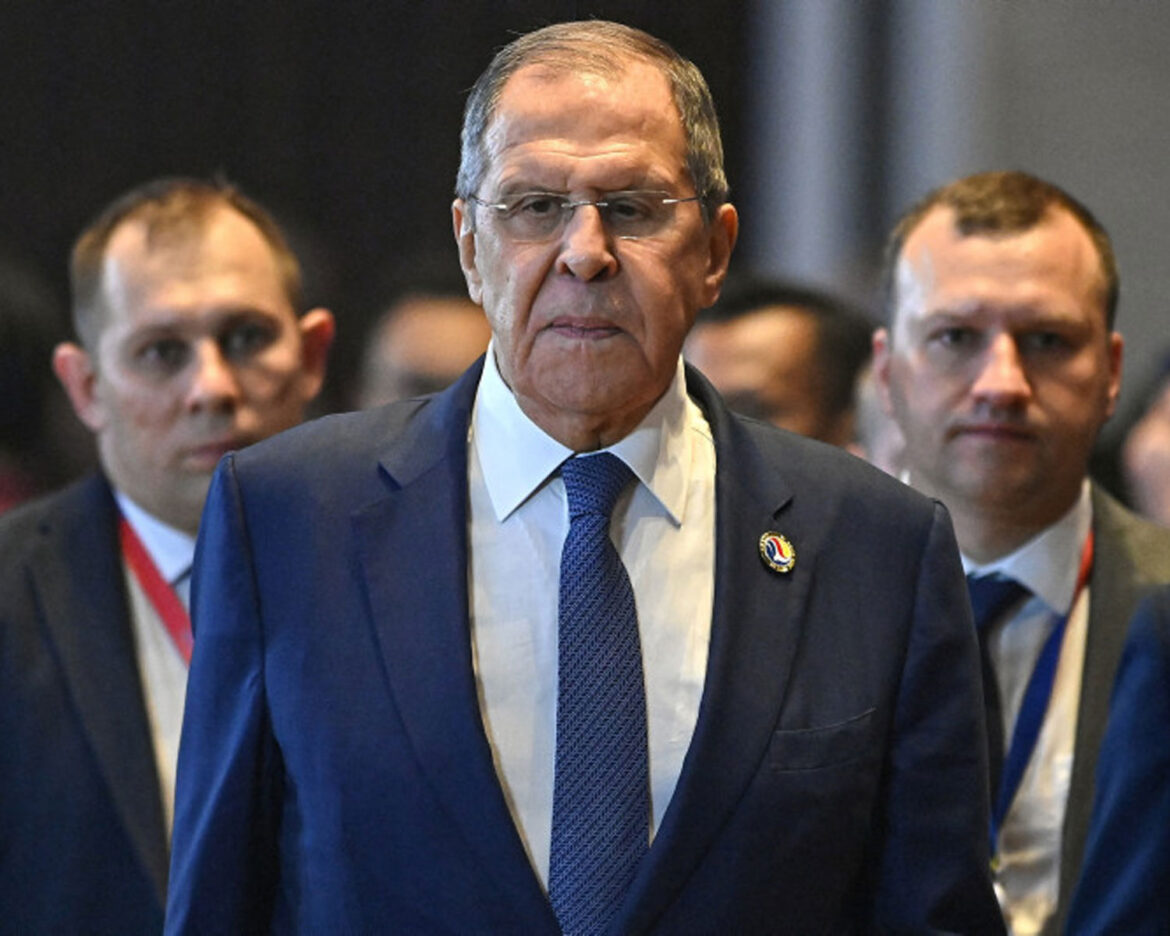 Russia-FM-Warns