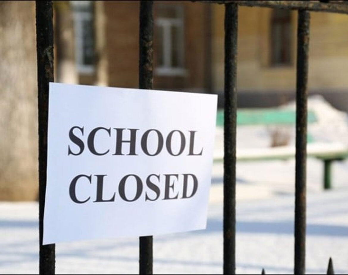 School-Closed