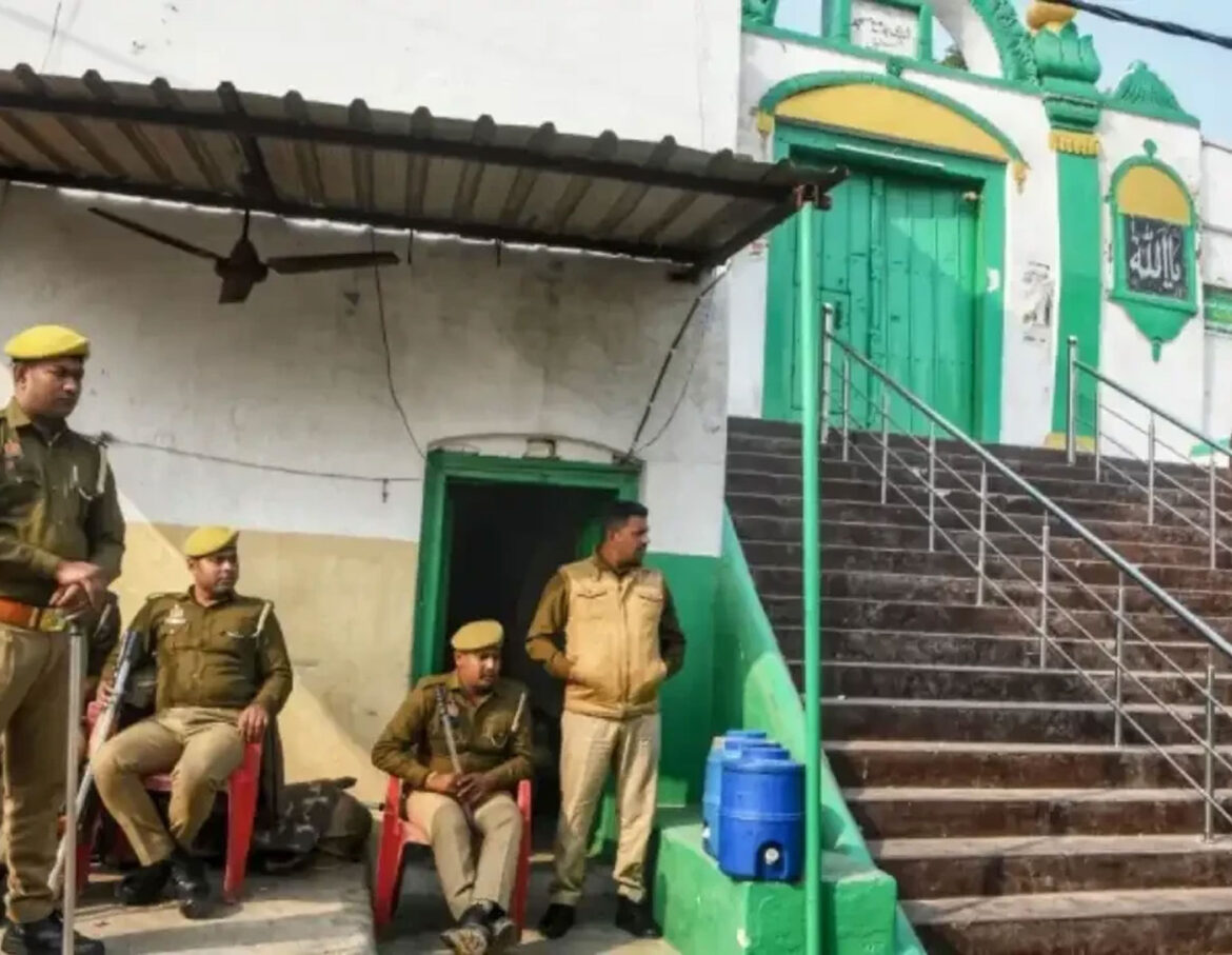 Temple-and-Mosque-Dispute-India